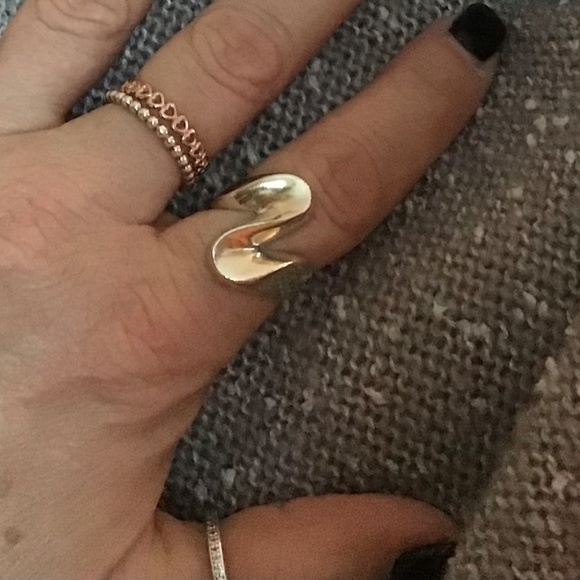 🔥 2 for 50$ 💥 Sterling silver wavy ring - Picture 3 of 9